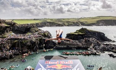 RED BULL CLIFF DIVING 