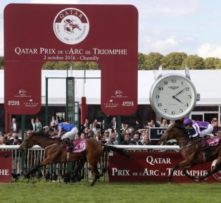 ARC DE TRIOMPHE - HIPPODROME DE CHANTILLY