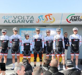 VOLTA AO ALGARVE EM BICICLETA